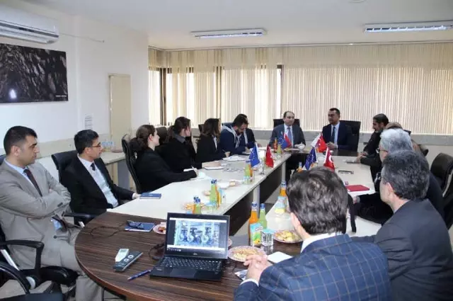 Süt Hijyeni ve Buzağı Ölümleri Masaya Yatırıldı Süt Hijyeni ve Buzağı Ölümleri Masaya Yatırıldı