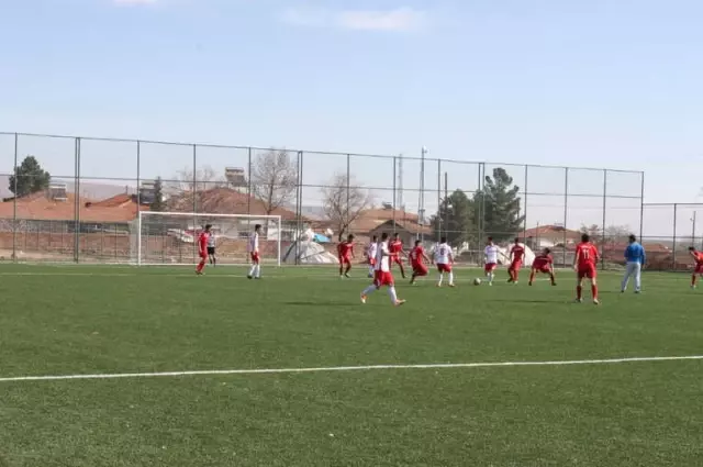Yazıhan'da Futbol Turnuvası