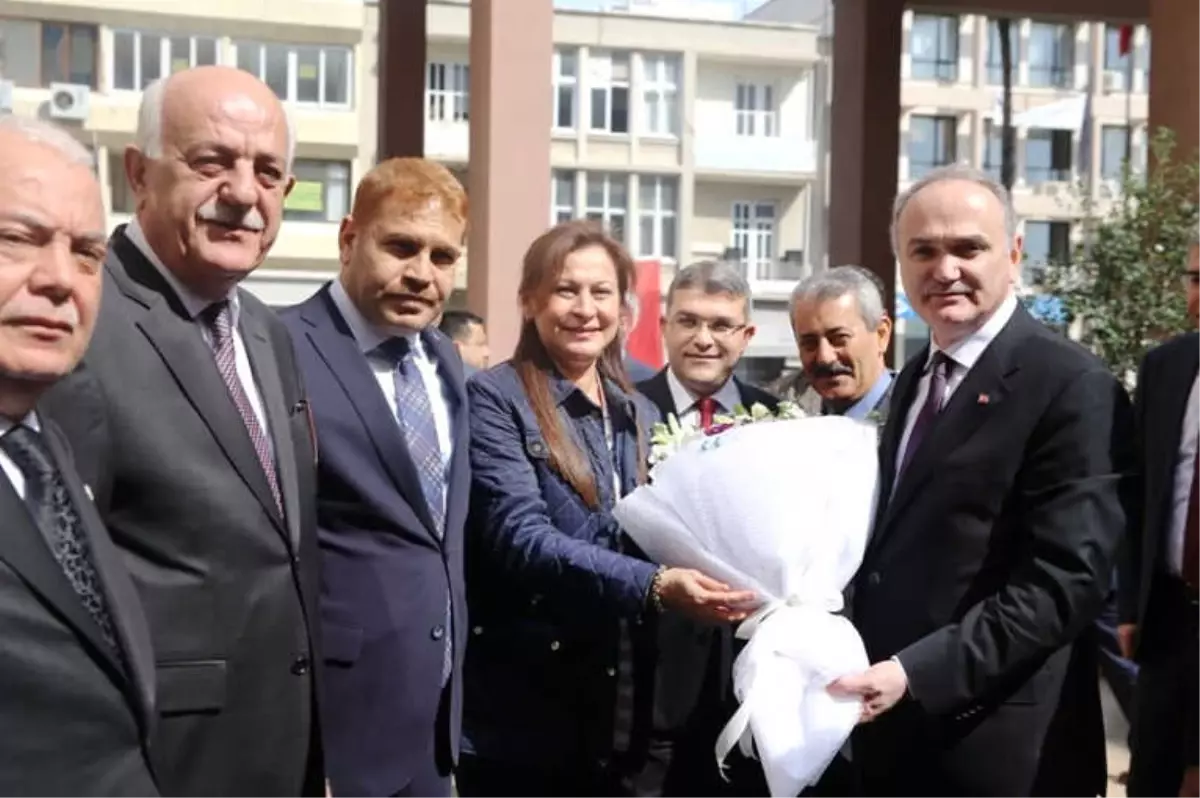 Bakan Özlü'den Başkan Seyfi Dingil'e Ziyaret