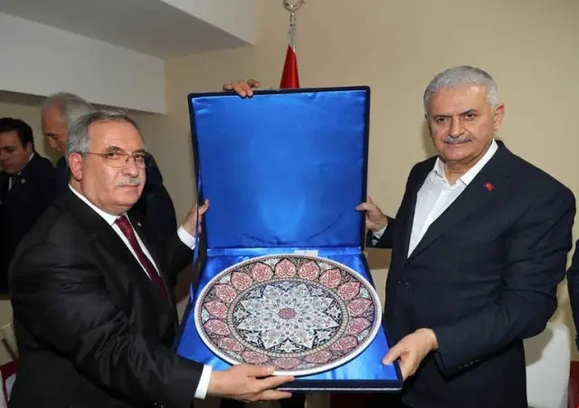 Başbakan Yıldırım: 'Ak Parti İktidarıyla Kadınlar Toplumun Her Kesiminde Daha Fazla Söz Sahibi... Başbakan Yıldırım: 'Ak Parti İktidarıyla Kadınlar Toplumun Her Kesiminde Daha Fazla Söz Sahibi...