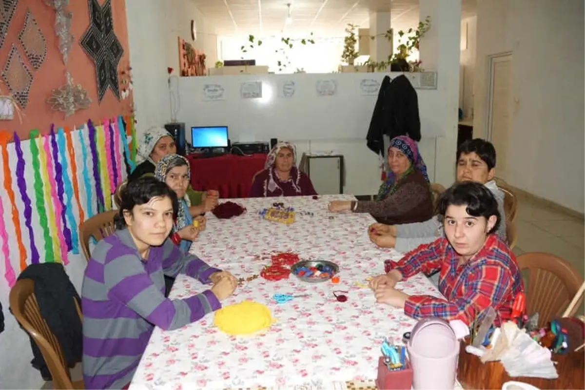 Engelleri Üreterek Aşıyorlar