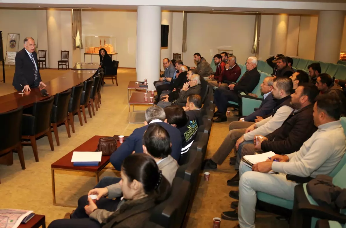 Esnafın Görüşlerini Aldı