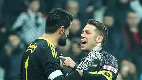 Fenerbahçe 9 Kişi Kaldı
