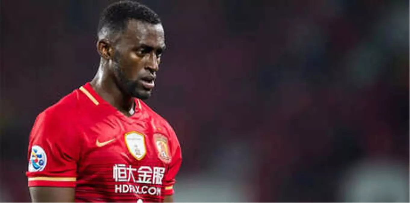 Jackson Martinez ve Mbia, Çin'e Veda Etti