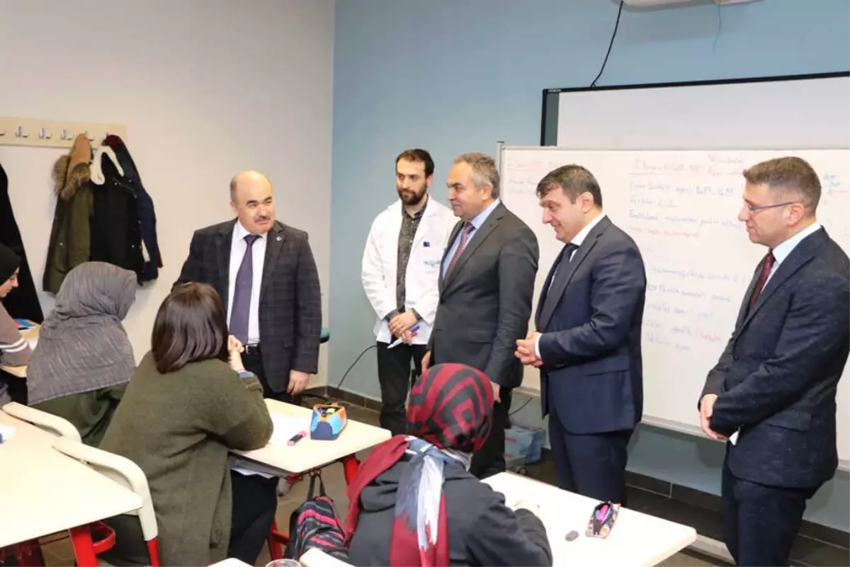 'Kılavuz Gençlik Türkiye'ye Model Olmalı'