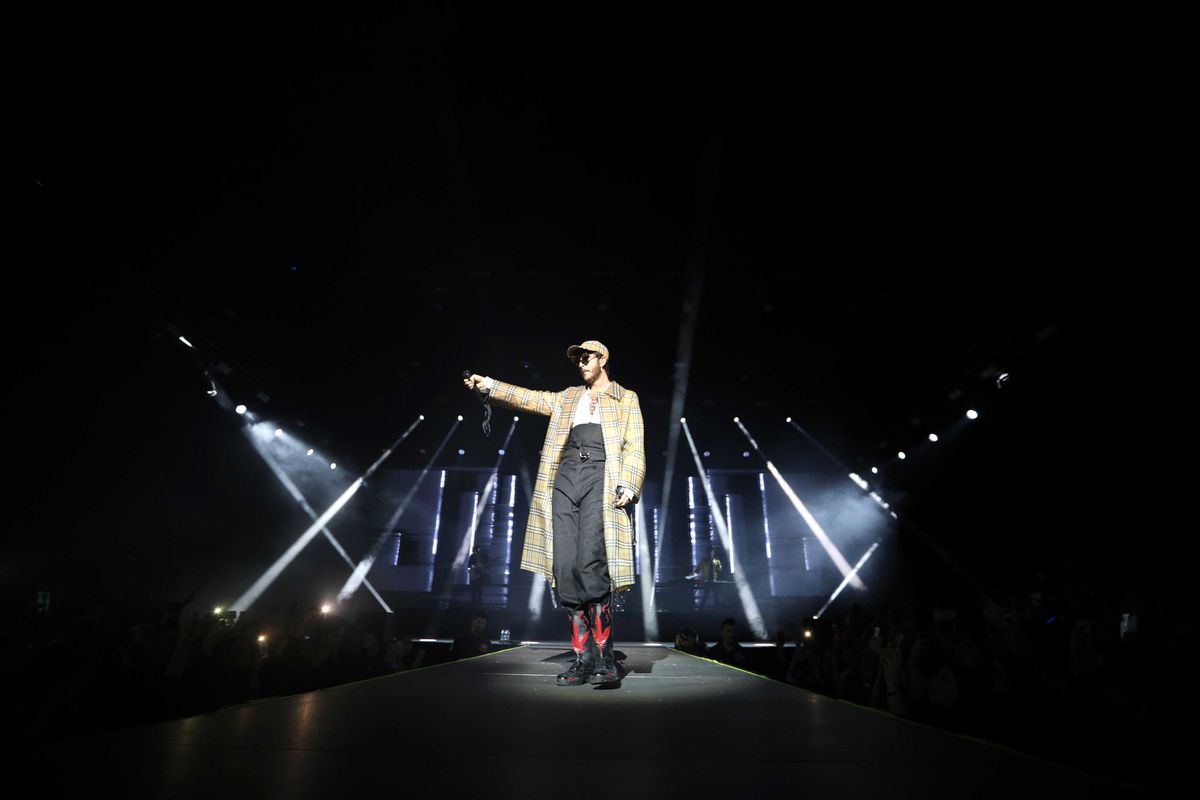 Oscar And The Wolf, Sınırları Zorlayan Bir Performans Sergiledi