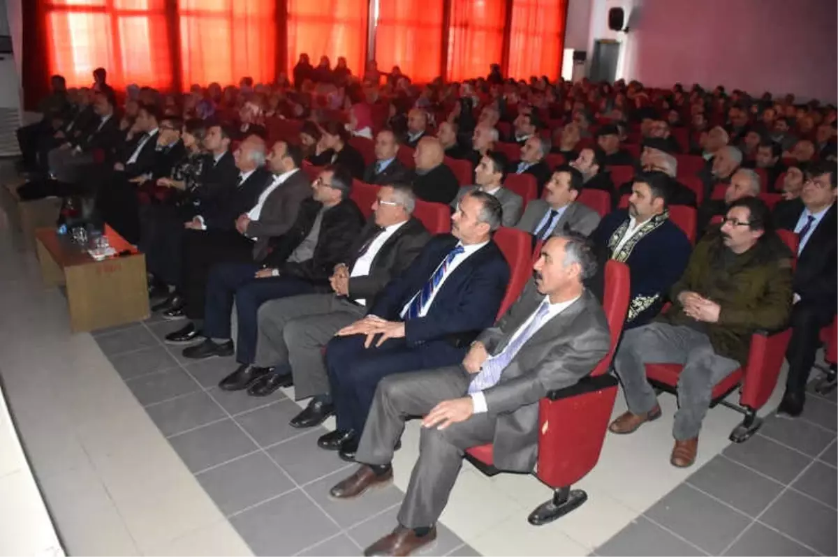 Reşadiye'de 'Çanakkale Ruhunu Anlamak' Konferansı