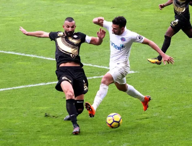 Spor Toto Süper Lig: Kasımpaşa: 1 - Osmanlıspor: 1 (İlk Yarı)