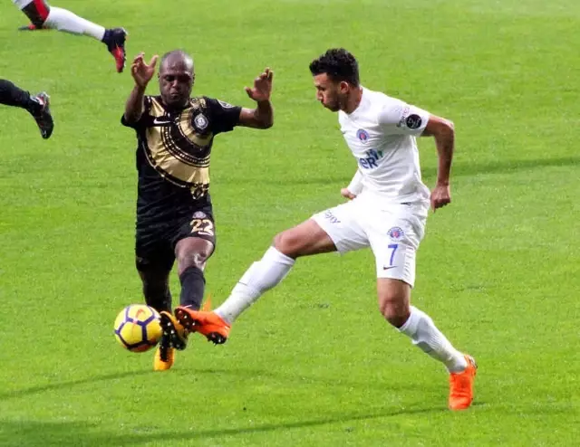 Spor Toto Süper Lig: Kasımpaşa: 1 - Osmanlıspor: 1 (İlk Yarı)