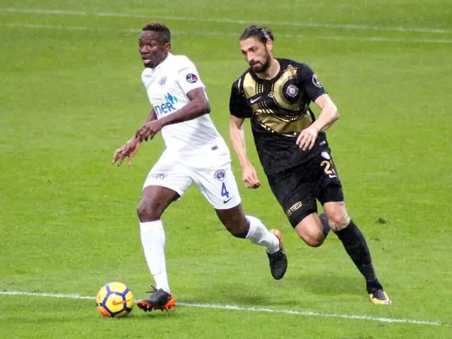 Spor Toto Süper Lig: Kasımpaşa: 1 - Osmanlıspor: 1 (İlk Yarı)