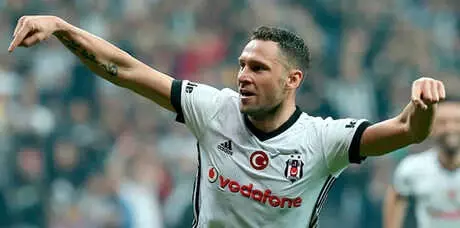 Beşiktaş'ta Tosic Rekor Kırdı!