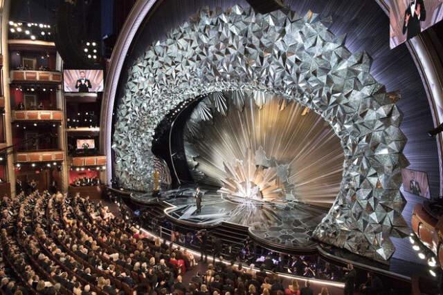 Oscar'ın Mabedi Dolby Tiyatrosu'nda 45 Milyon Swarovski Kristali Kullanıldı