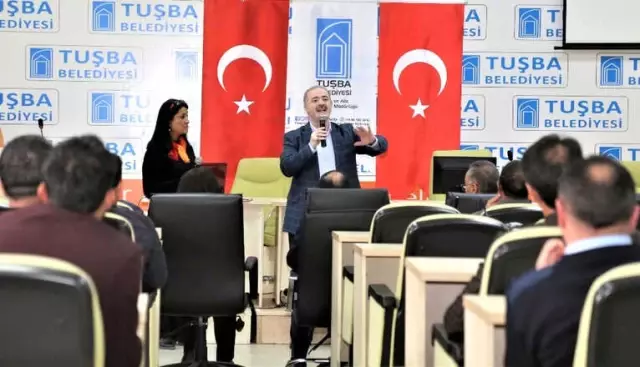 Tuşba Belediyesinden 'Kadına Karşı Şiddet' Konulu Seminer Tuşba Belediyesinden 'Kadına Karşı Şiddet' Konulu Seminer