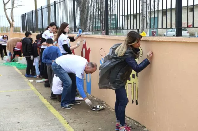 Gönüllü Gençlerden Kocagür Okuluna Sihirli Dokunuş Gönüllü Gençlerden Kocagür Okuluna Sihirli Dokunuş