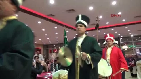 Van - Eski AB Bakanı Bağış: Terör Örgütleri Arkasında Saklananlar, O Kazdıkları Tünellerin Altında... Van - Eski AB Bakanı Bağış: Terör Örgütleri Arkasında Saklananlar, O Kazdıkları Tünellerin Altında...