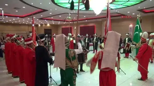 Van - Eski AB Bakanı Bağış: Terör Örgütleri Arkasında Saklananlar, O Kazdıkları Tünellerin Altında... Van - Eski AB Bakanı Bağış: Terör Örgütleri Arkasında Saklananlar, O Kazdıkları Tünellerin Altında...