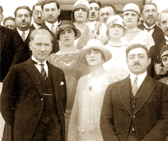 8 Mart tarihçelerinde, karşımıza çıkan pek çok kaynakta