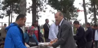 Mustafa Güzel: Gaziantep Şehit Yakını ve Gaziler, Mehmetçiğe Destek İçin Suriye Sınırında Mustafa Güzel: Gaziantep Şehit Yakını ve Gaziler, Mehmetçiğe Destek İçin Suriye Sınırında