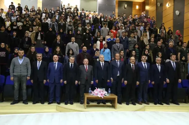 Rize'de Genç Kalemler Ödüllerini Aldı