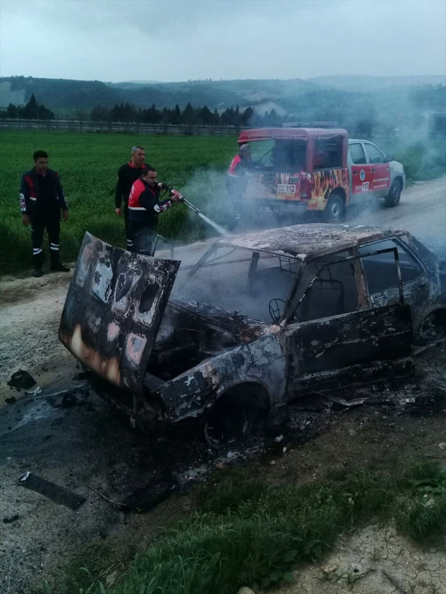 Tarsus'ta Otomobil Yangını