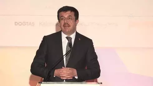 Zeybekci: 'Otomobillerin Hepsinin Pillerini Türkiye Olarak Biz Üretmek İstiyoruz' Zeybekci: 'Otomobillerin Hepsinin Pillerini Türkiye Olarak Biz Üretmek İstiyoruz'