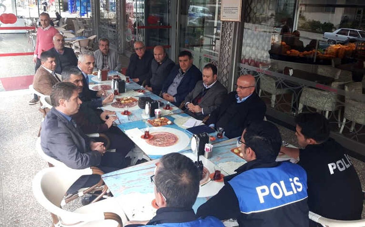 Alanya'da Polis, Mahalleliyle Buluşmaya Devam Ediyor