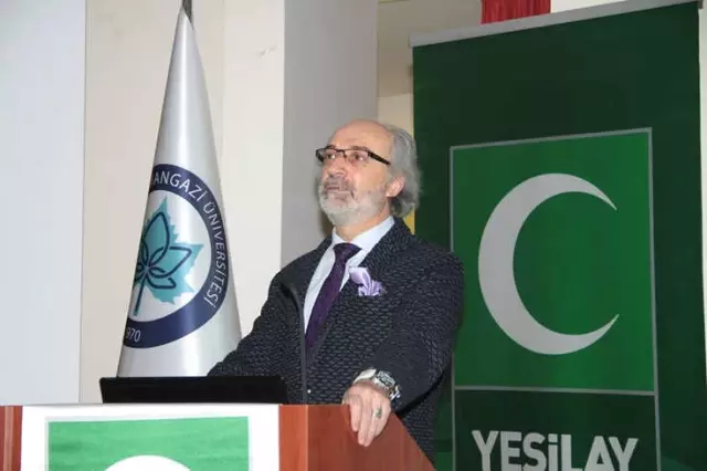 Esogü'de 'Bağımlılıkla İlgili Konferans ve Karikatür Sergisi' Esogü'de 'Bağımlılıkla İlgili Konferans ve Karikatür Sergisi'