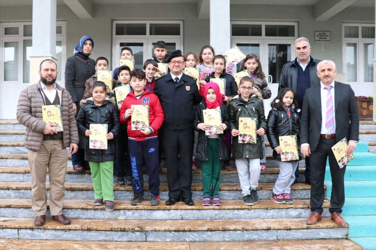 Karabüklü Öğrencilerden Zeytin Dalı Harekatı'na Destek