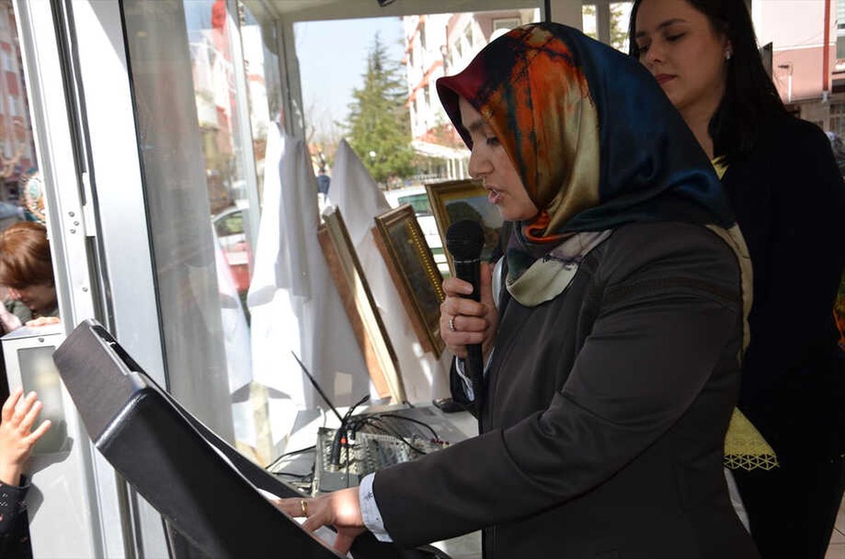 Karaman'da 'Kadınların Elinden Kağıdın Hikayesi' Sergisi