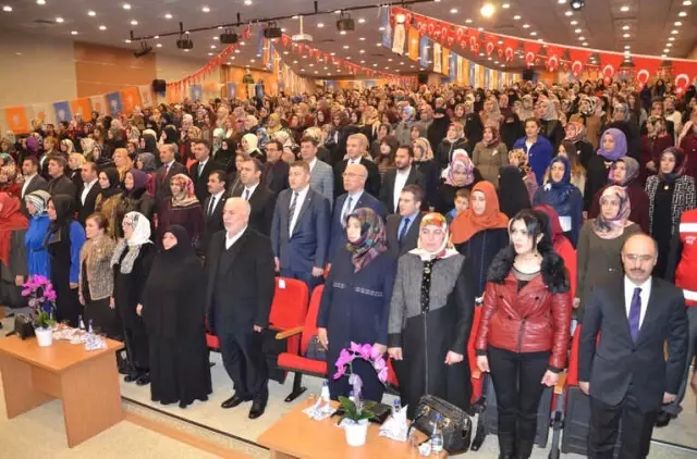 Muş'ta 8 Mart Dünya Kadınlar Günü Etkinliği Muş'ta 8 Mart Dünya Kadınlar Günü Etkinliği