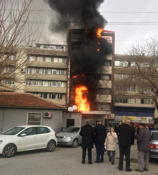 Oteldeki Yangın Dehşetinde Çarpıcı Detay