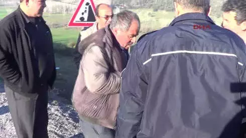 Kahramanmaraş Hayvan Yüklü Kamyonet Şarampole Yuvarlandı 2 Yaralı Kahramanmaraş Hayvan Yüklü Kamyonet Şarampole Yuvarlandı 2 Yaralı