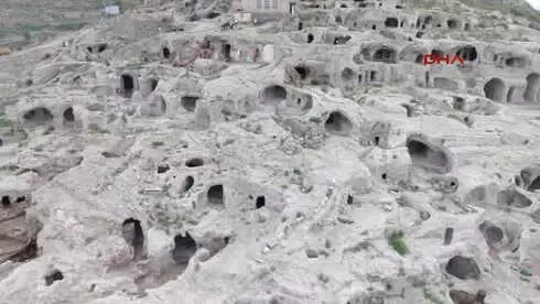 Nevşehir Dünyanın En Büyük Yeraltı Kenti Temmuz'ta Ziyaretçi Kabulüne Başlayacak Nevşehir Dünyanın En Büyük Yeraltı Kenti Temmuz'ta Ziyaretçi Kabulüne Başlayacak