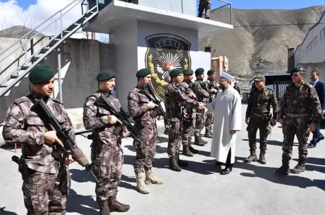 Diyanet İşleri Başkanı Erbaş, Pöh Şube Müdürlüğünü Ziyaret Etti Diyanet İşleri Başkanı Erbaş, Pöh Şube Müdürlüğünü Ziyaret Etti