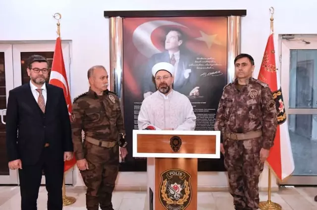 Diyanet İşleri Başkanı Erbaş, Pöh Şube Müdürlüğünü Ziyaret Etti Diyanet İşleri Başkanı Erbaş, Pöh Şube Müdürlüğünü Ziyaret Etti