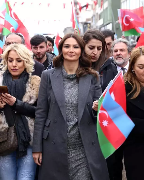 Sekmen: 'Bir Millet ve İki Devletin Sevinci de Acısı da Birdir' Sekmen: 'Bir Millet ve İki Devletin Sevinci de Acısı da Birdir'