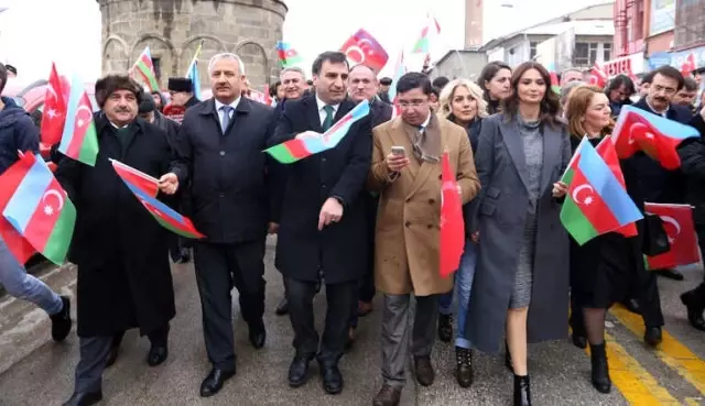 Sekmen: 'Bir Millet ve İki Devletin Sevinci de Acısı da Birdir' Sekmen: 'Bir Millet ve İki Devletin Sevinci de Acısı da Birdir'