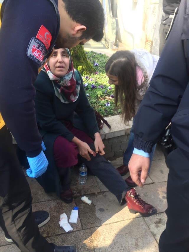 Yürüyen Merdiven Birdenbire Ters Yönde Çalıştı! Gezi Grubundaki 8 Öğrenci Yaralandı
