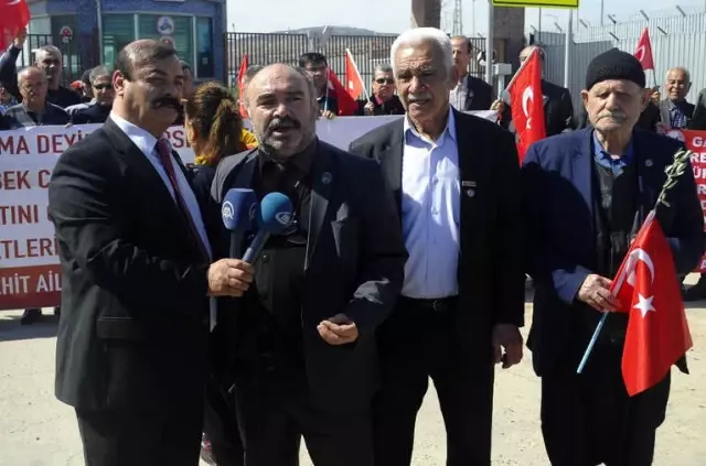 Gaziantepli Şehit Yakınlarından Mehmetçiğe Destek Gaziantepli Şehit Yakınlarından Mehmetçiğe Destek