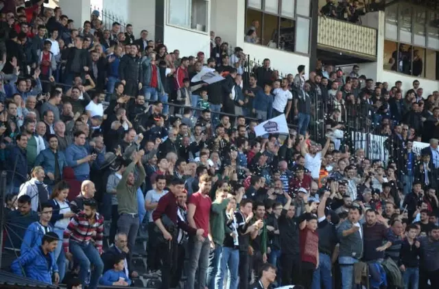 Tff 2. Lig: Nazilli Belediyespor: 3 -Sakaryaspor: 0