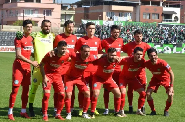 Tff 2. Lig: Nazilli Belediyespor: 3 -Sakaryaspor: 0