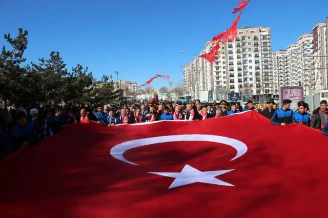 Erzurum'da 12 Mart Coşkusu