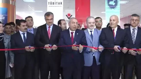 Tübitak Projeleri Sergisi Açıldı Tübitak Projeleri Sergisi Açıldı