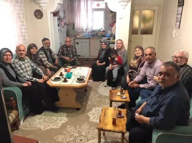 Başkan Yaman'dan Umreden Gelen Vatandaşlara Ziyaret