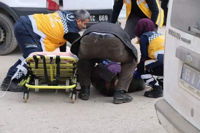 Saray'da Sopalı Bıçaklı Kavga: 6 Yaralı