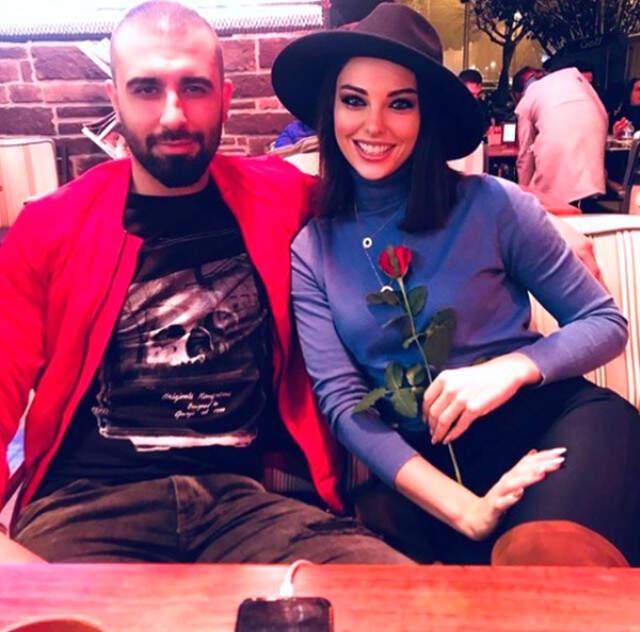 Tuvana Türkay, Sevgilisi Alper Potuk'un Ağabeyi ile Fotoğraf Paylaştı
