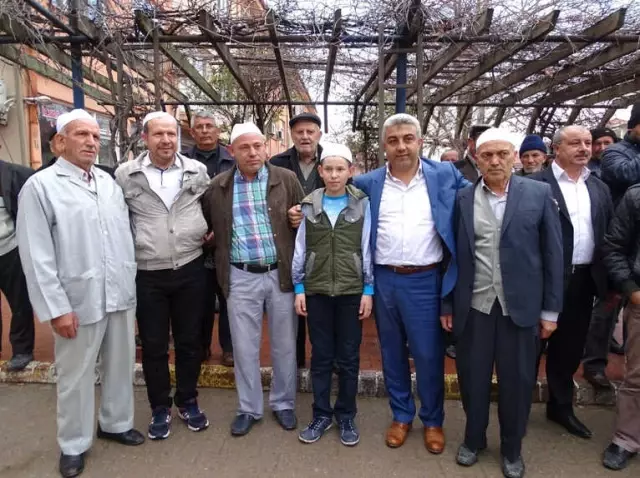 Hisarcık'ta Umre Kafilesi Kutsal Topraklara Uğurlandı