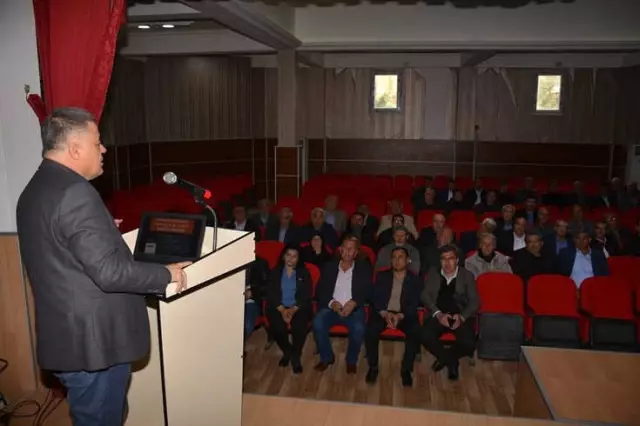 Başkan Bilgilendirme Toplantısı Yaptı...