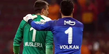 Derbide Gözler Kalecilerde