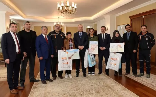 Engelleri Resimlerle Aştılar Engelleri Resimlerle Aştılar